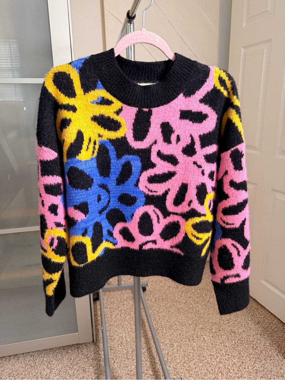 ‼️💕Black Floral Crewneck Sweater with Pink, Blue & Yellow Accents‼️💕